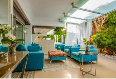 Stylowy, w pełni wyremontowany apartament na parterze w Las Lomas del Marbella Club, Złota Mila