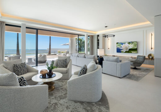 Przedstawiamy Villa Solace, luksusową willę  na sprzedaż w bardzo popularnej urbanizacji Monte Halcones.