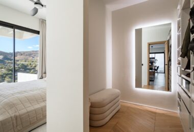 NOWA NOWOCZESNA WILLA Z WIDOKIEM NA POLE GOLFOWE W LA ALQUERÍA, BENAHAVÍS