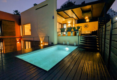 Przestronne East- Twarzą do trzech sypialni Villa z prywatnym basenem i apartamentem gościnnym w Benahavís