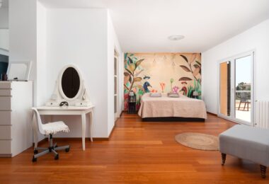 Hiszpania, Colònia de Sant Jordi