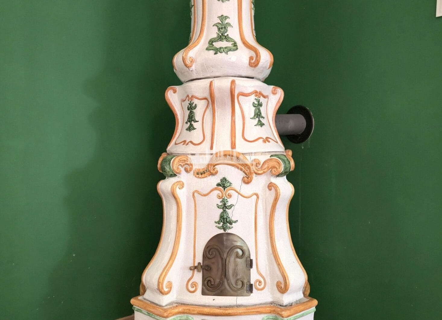 Unikatowa willa Marconiego pod Warszawą z ogrodem