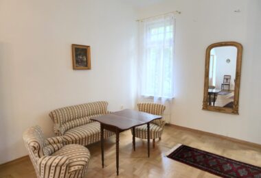 Unikatowa willa Marconiego pod Warszawą z ogrodem