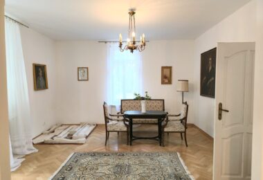 Unikatowa willa Marconiego pod Warszawą z ogrodem