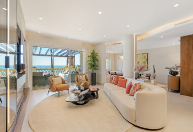 Elegancki apartament z 3 sypialniami przy plaży w Rio Real Playa, Marbella
