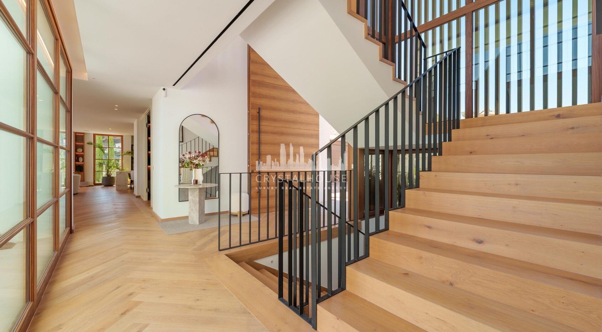 Villa Cina zajmuje uprzywilejowaną pozycję w The Hills, La Quinta