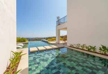 Villa Cina zajmuje uprzywilejowaną pozycję w The Hills, La Quinta