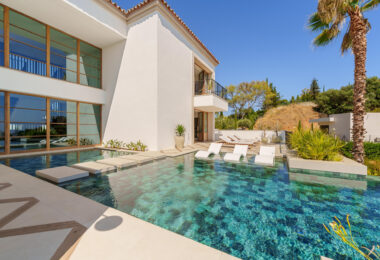 Villa Cina zajmuje uprzywilejowaną pozycję w The Hills, La Quinta