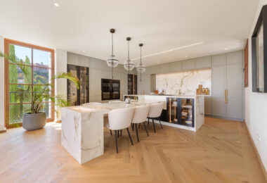 Villa Cina zajmuje uprzywilejowaną pozycję w The Hills, La Quinta