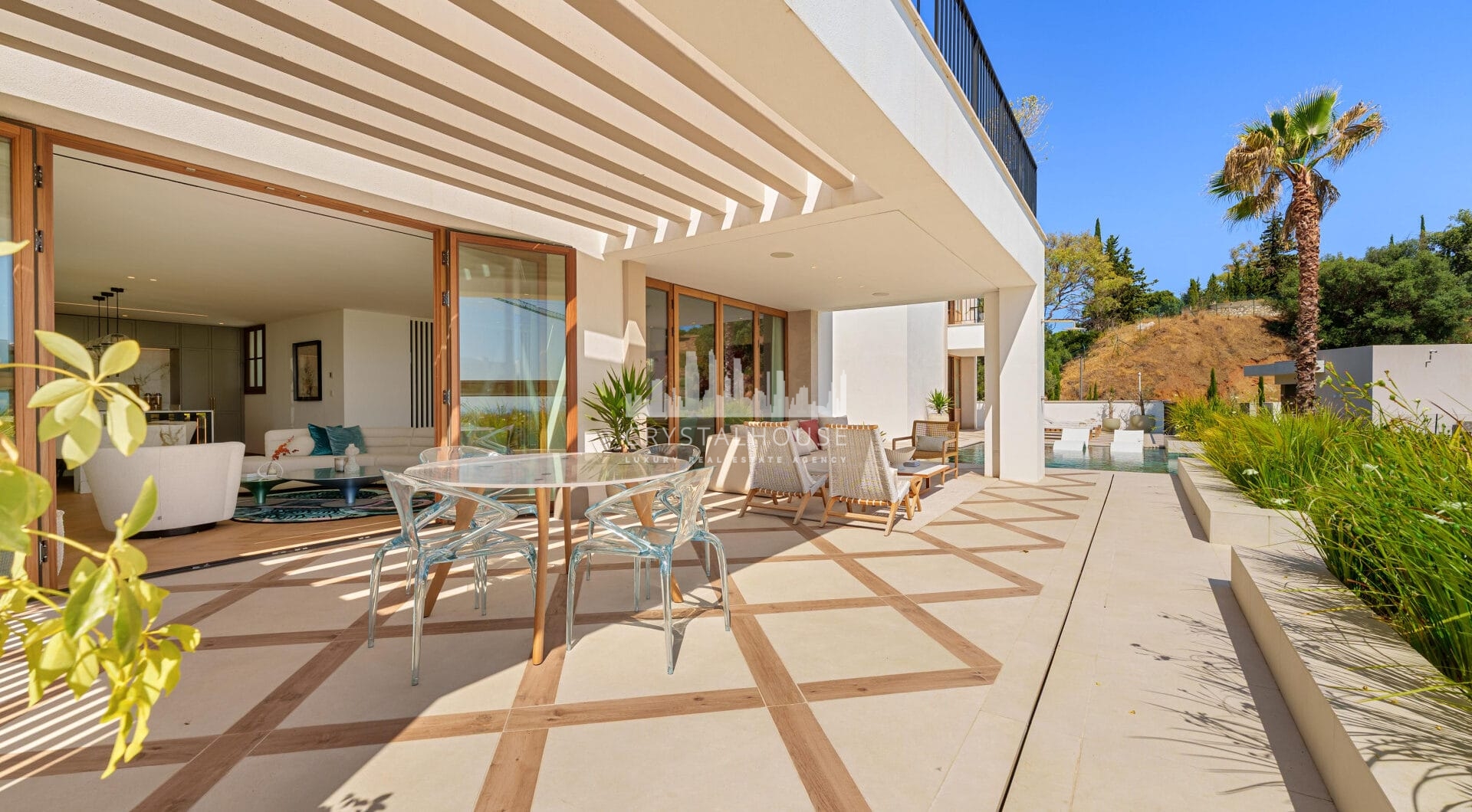 Villa Cina zajmuje uprzywilejowaną pozycję w The Hills, La Quinta