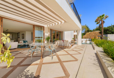 Villa Cina zajmuje uprzywilejowaną pozycję w The Hills, La Quinta