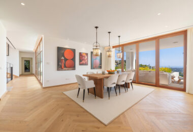 Villa Cina zajmuje uprzywilejowaną pozycję w The Hills, La Quinta