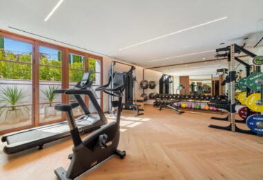 Villa Cina zajmuje uprzywilejowaną pozycję w The Hills, La Quinta