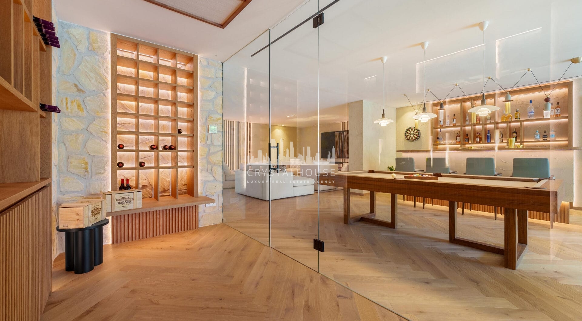 Villa Cina zajmuje uprzywilejowaną pozycję w The Hills, La Quinta