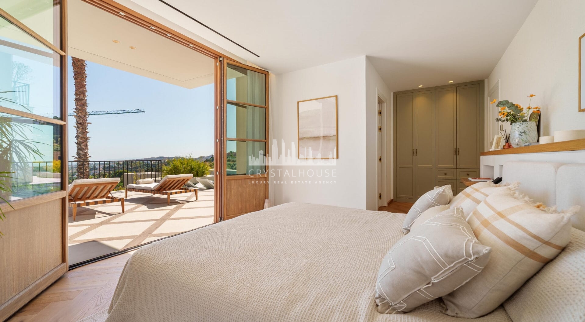 Villa Cina zajmuje uprzywilejowaną pozycję w The Hills, La Quinta