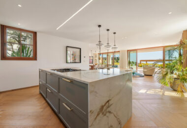 Villa Cina zajmuje uprzywilejowaną pozycję w The Hills, La Quinta