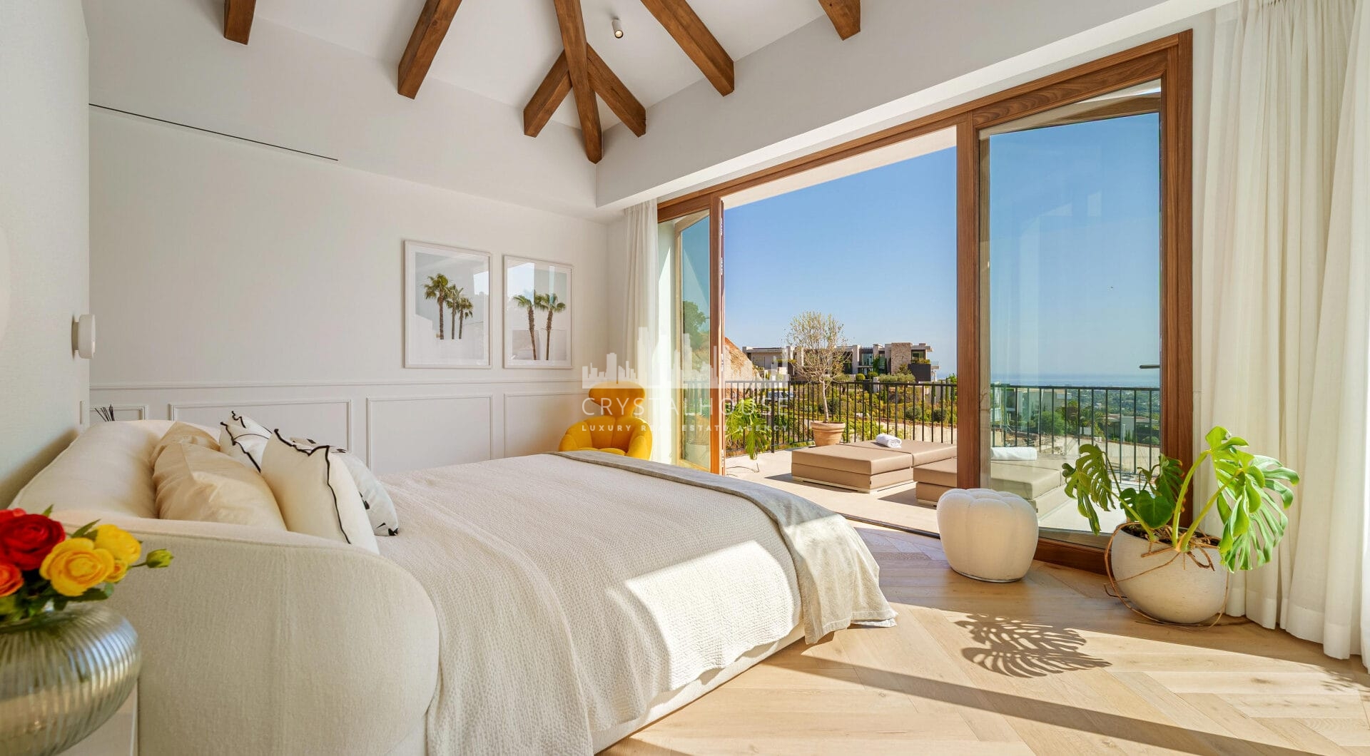 Villa Cina zajmuje uprzywilejowaną pozycję w The Hills, La Quinta