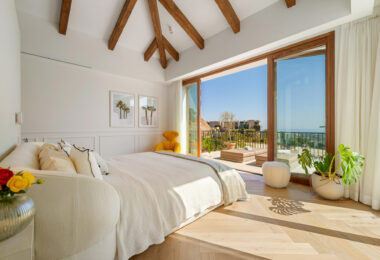 Villa Cina zajmuje uprzywilejowaną pozycję w The Hills, La Quinta