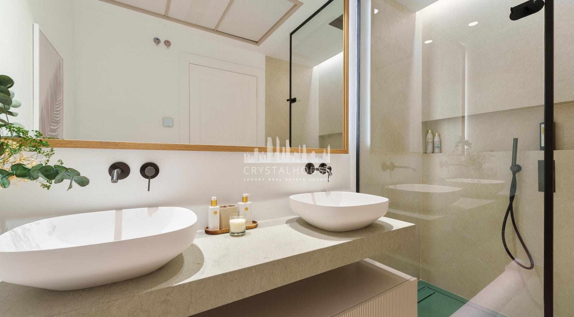 Villa Cina zajmuje uprzywilejowaną pozycję w The Hills, La Quinta