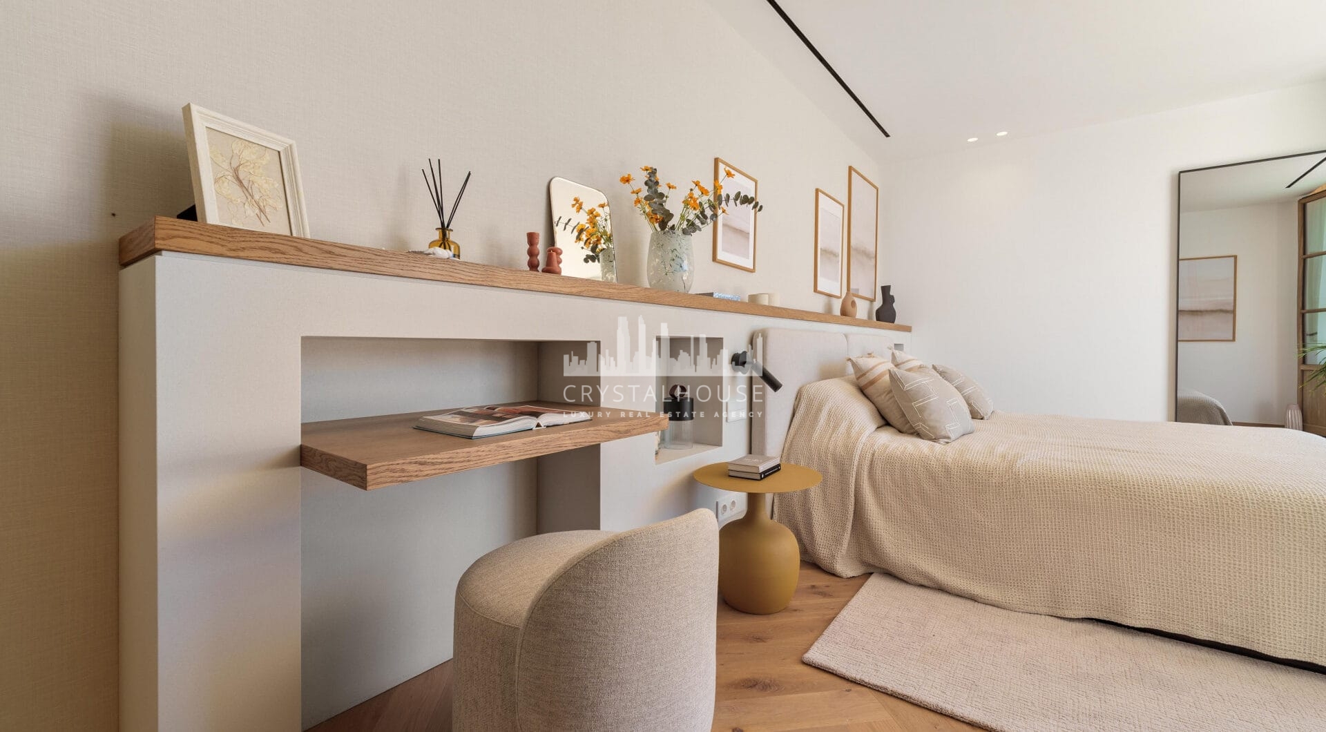 Villa Cina zajmuje uprzywilejowaną pozycję w The Hills, La Quinta