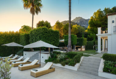 Luksusowa willa z panoramicznym widokiem na morze i góry w Sierra Blanca