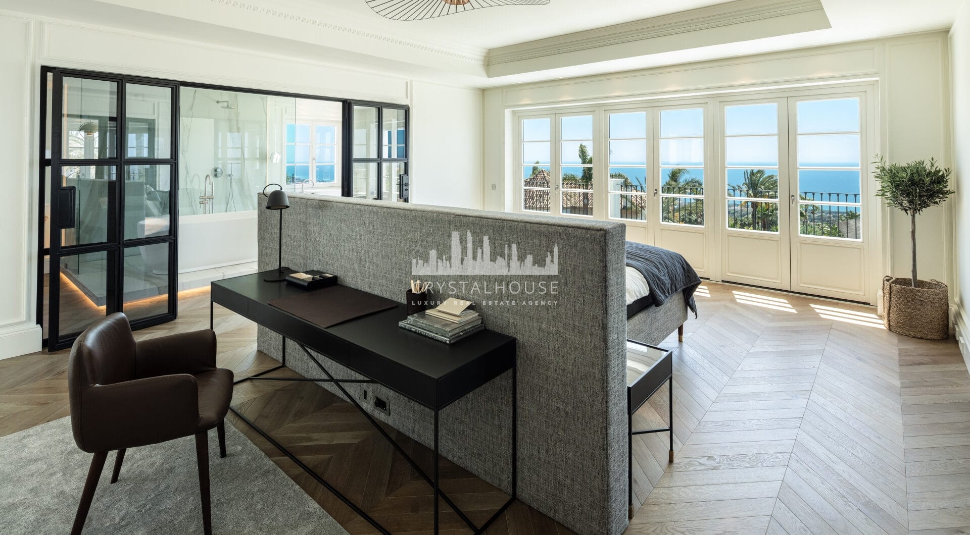 Luksusowa willa z panoramicznym widokiem na morze i góry w Sierra Blanca