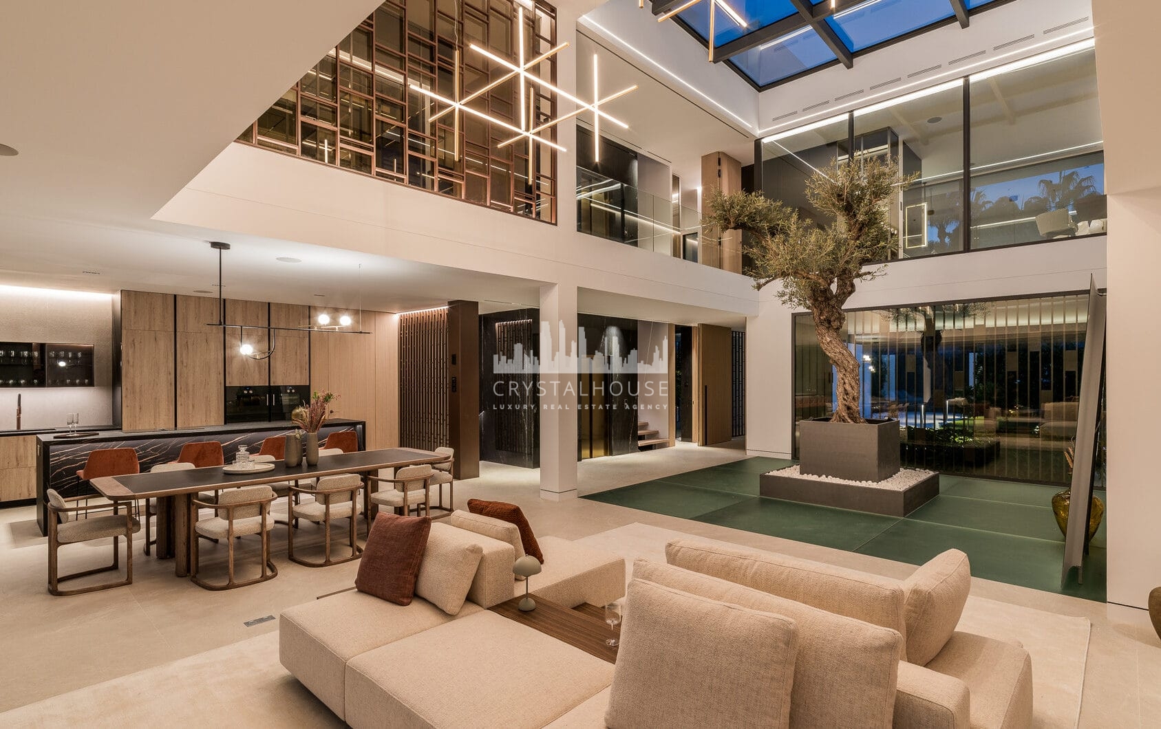 Wyjątkowa luksusowa willa z 5 sypialniami w Marbelli