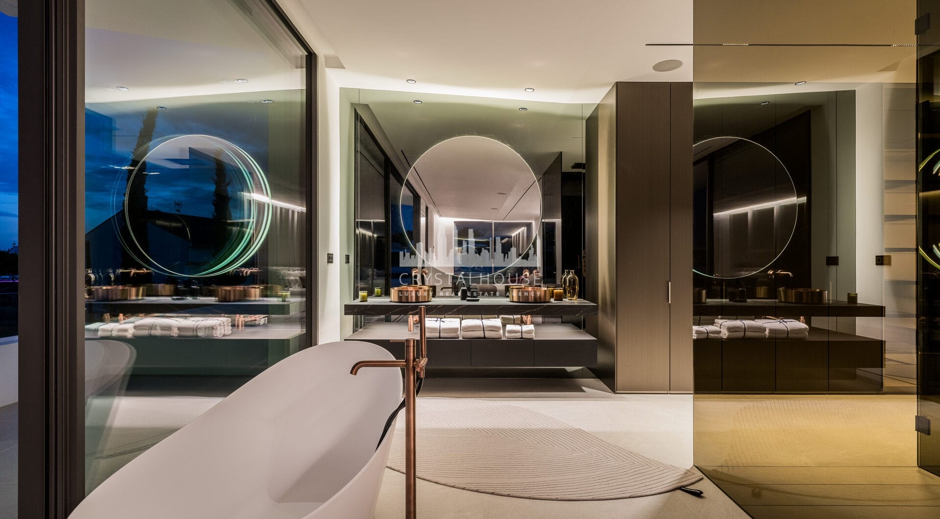 Wyjątkowa luksusowa willa z 5 sypialniami w Marbelli