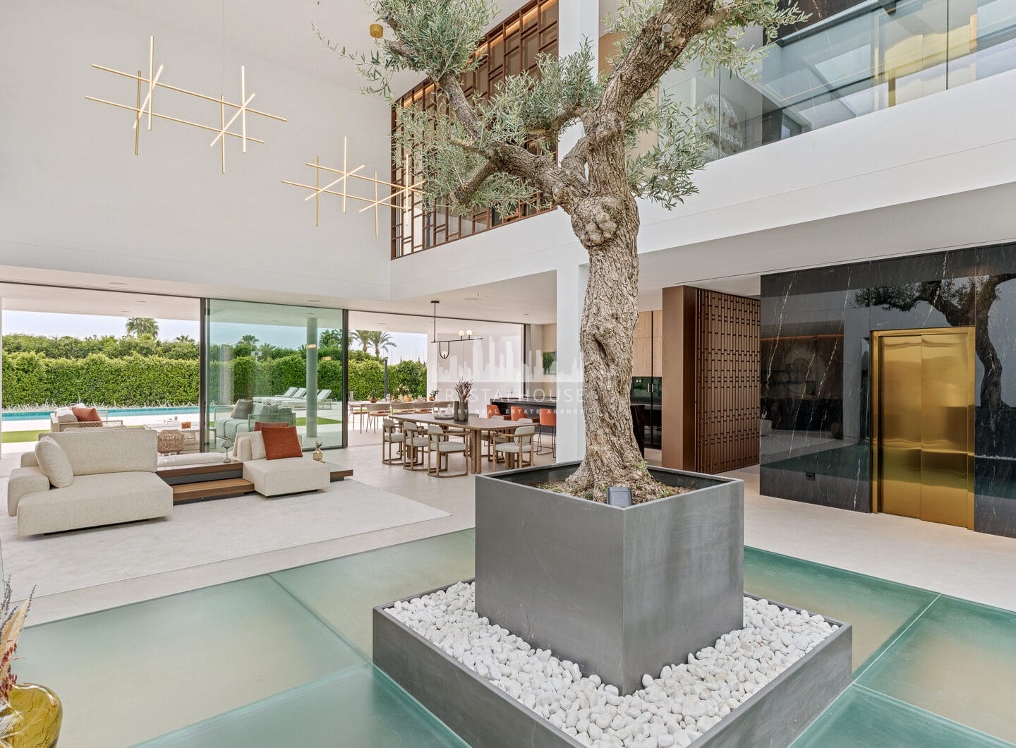 Wyjątkowa luksusowa willa z 5 sypialniami w Marbelli