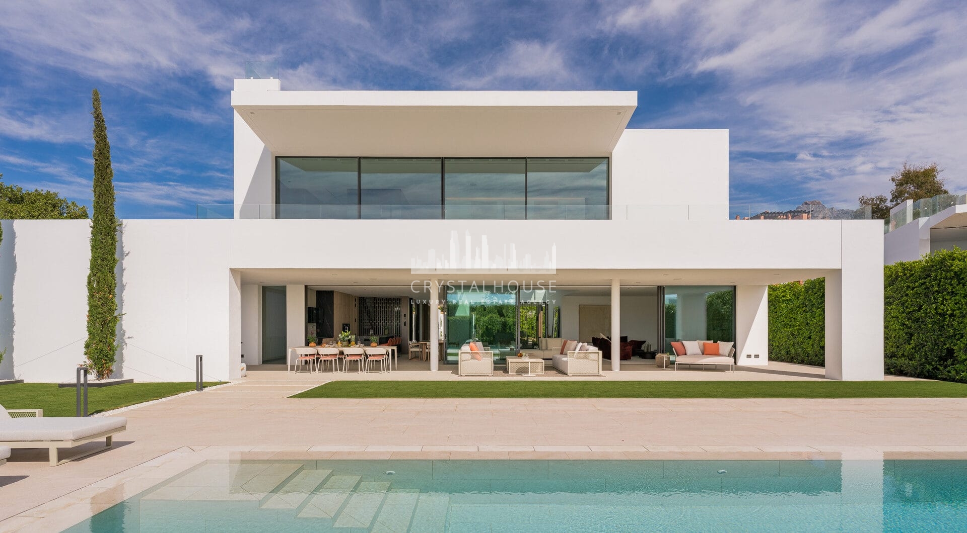 Wyjątkowa luksusowa willa z 5 sypialniami w Marbelli