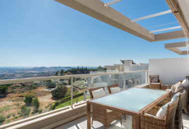 Nowoczesny penthouse z 3 sypialniami i panoramicznym widokiem w La Cala Golf, Mijas Costa