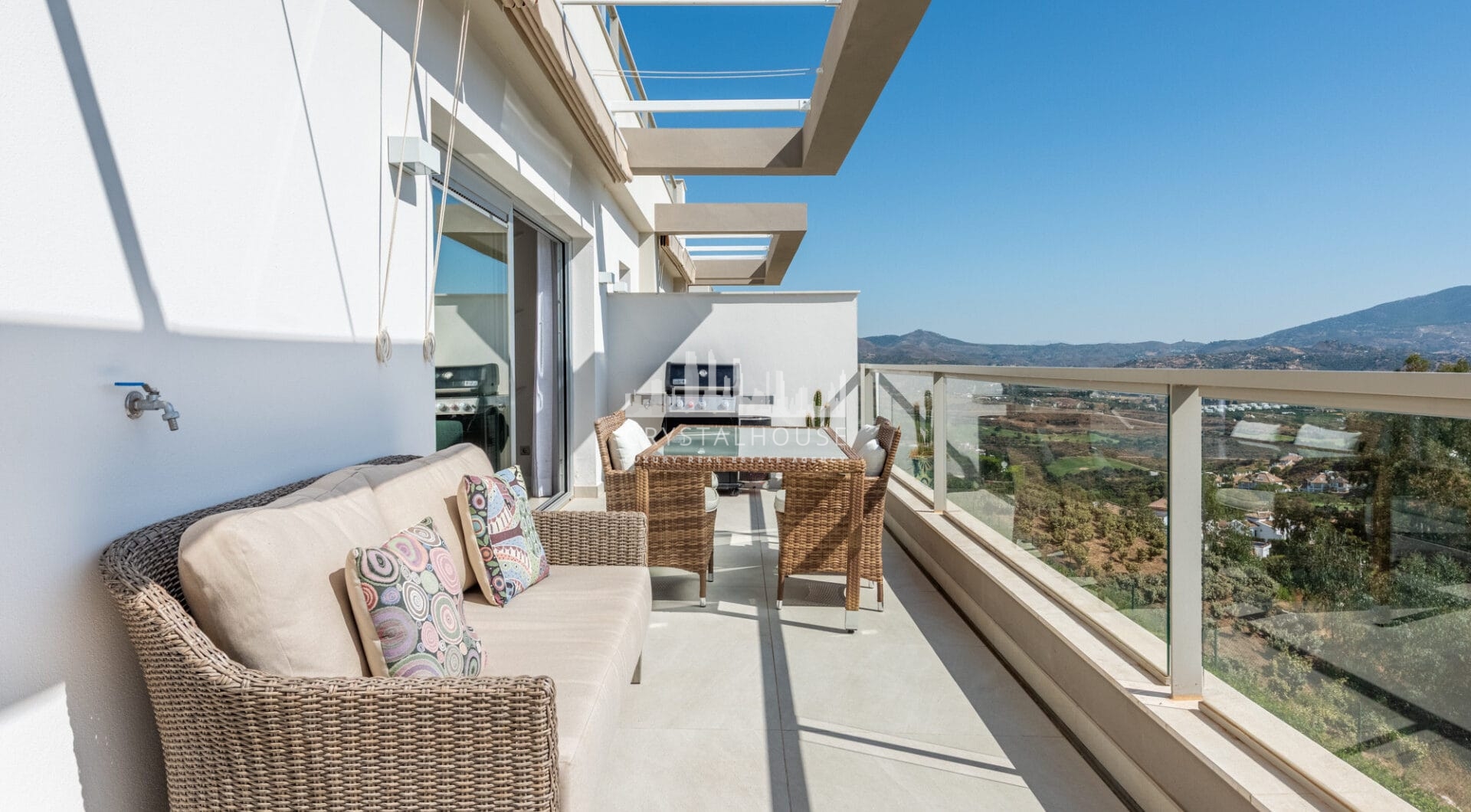 Nowoczesny penthouse z 3 sypialniami i panoramicznym widokiem w La Cala Golf, Mijas Costa