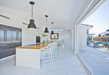 Nowoczesna, luksusowa willa z 7 sypialniami i panoramicznym widokiem na morze w Hacienda Las Chapas