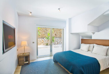 Nowoczesna, luksusowa willa z 7 sypialniami i panoramicznym widokiem na morze w Hacienda Las Chapas