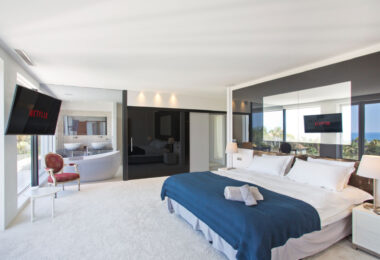 Nowoczesna, luksusowa willa z 7 sypialniami i panoramicznym widokiem na morze w Hacienda Las Chapas