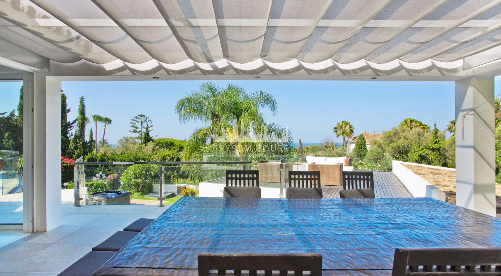 Nowoczesna, luksusowa willa z 7 sypialniami i panoramicznym widokiem na morze w Hacienda Las Chapas