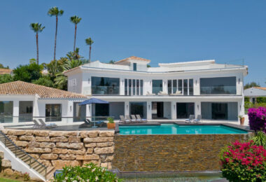 Nowoczesna, luksusowa willa z 7 sypialniami i panoramicznym widokiem na morze w Hacienda Las Chapas