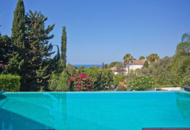 Nowoczesna, luksusowa willa z 7 sypialniami i panoramicznym widokiem na morze w Hacienda Las Chapas