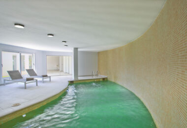 Nowoczesna, luksusowa willa z 7 sypialniami i panoramicznym widokiem na morze w Hacienda Las Chapas