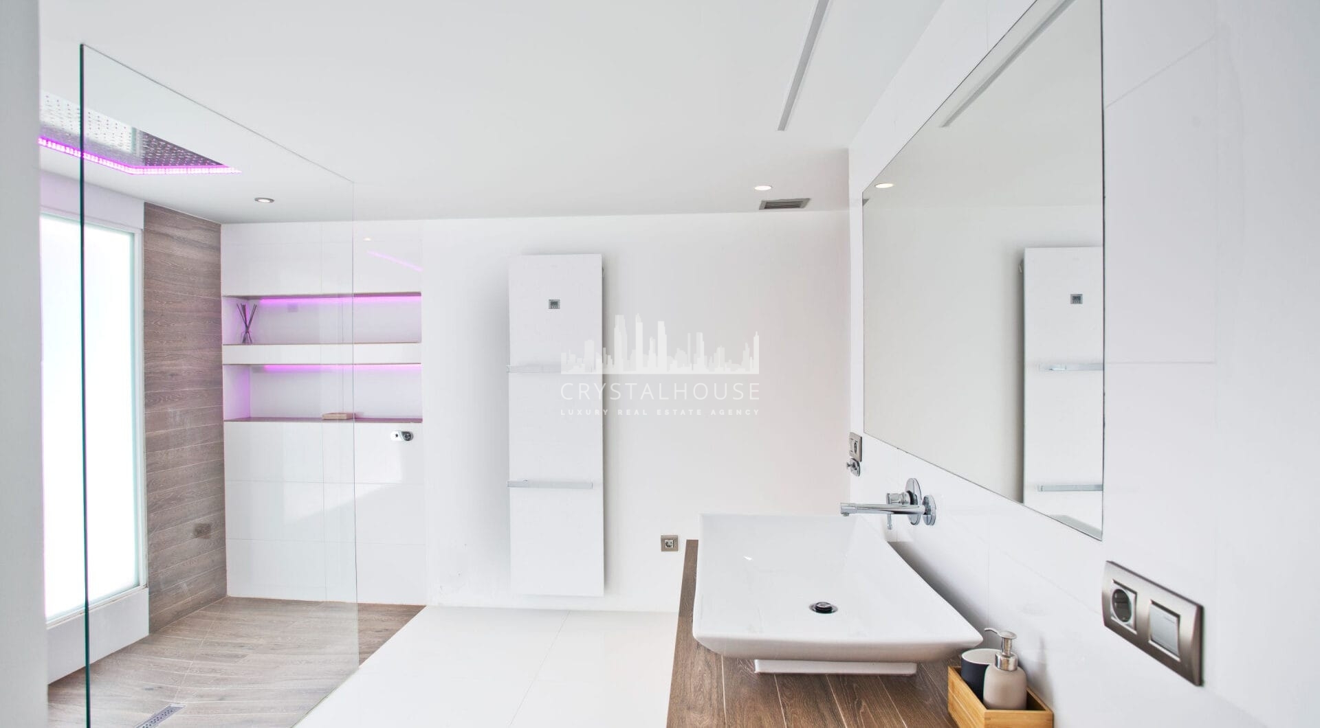 Nowoczesna, luksusowa willa z 7 sypialniami i panoramicznym widokiem na morze w Hacienda Las Chapas