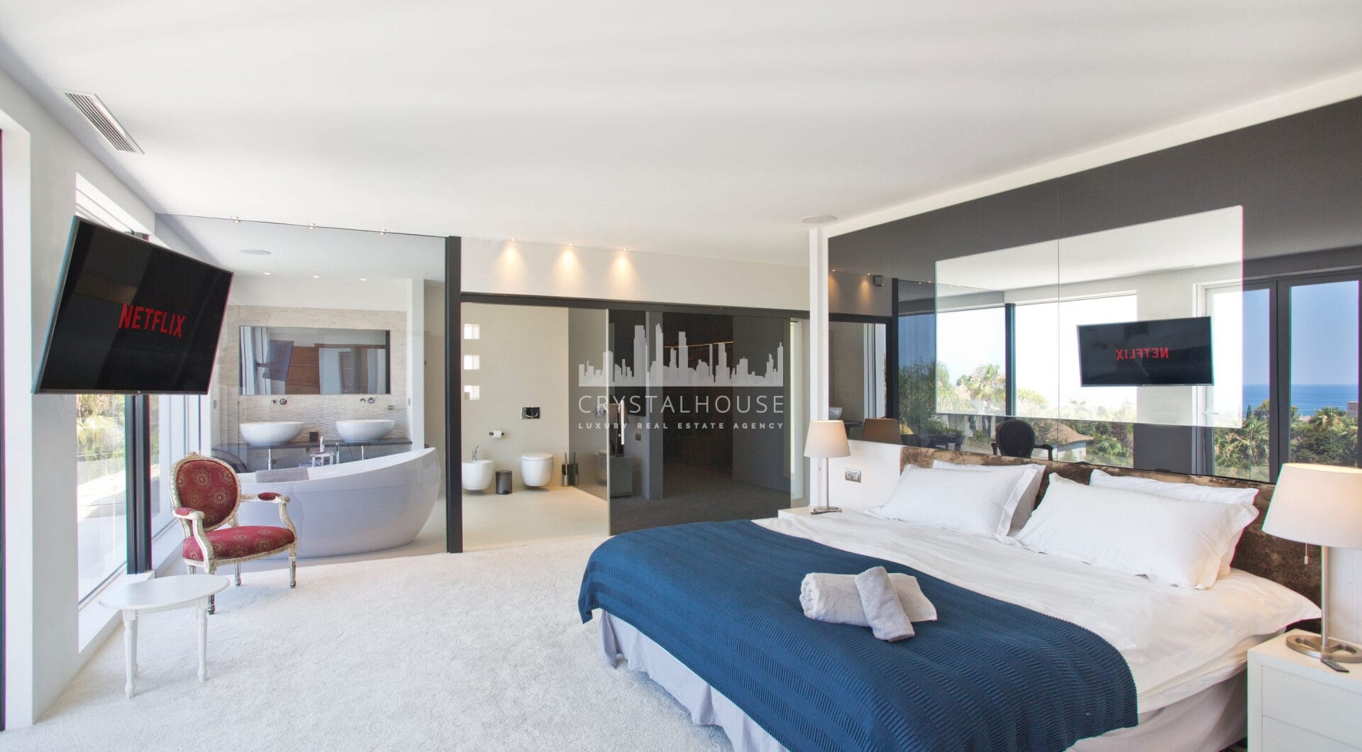 Nowoczesna, luksusowa willa z 7 sypialniami i panoramicznym widokiem na morze w Hacienda Las Chapas