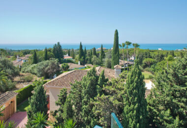 Nowoczesna, luksusowa willa z 7 sypialniami i panoramicznym widokiem na morze w Hacienda Las Chapas