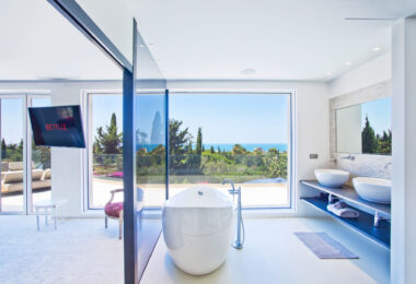 Nowoczesna, luksusowa willa z 7 sypialniami i panoramicznym widokiem na morze w Hacienda Las Chapas