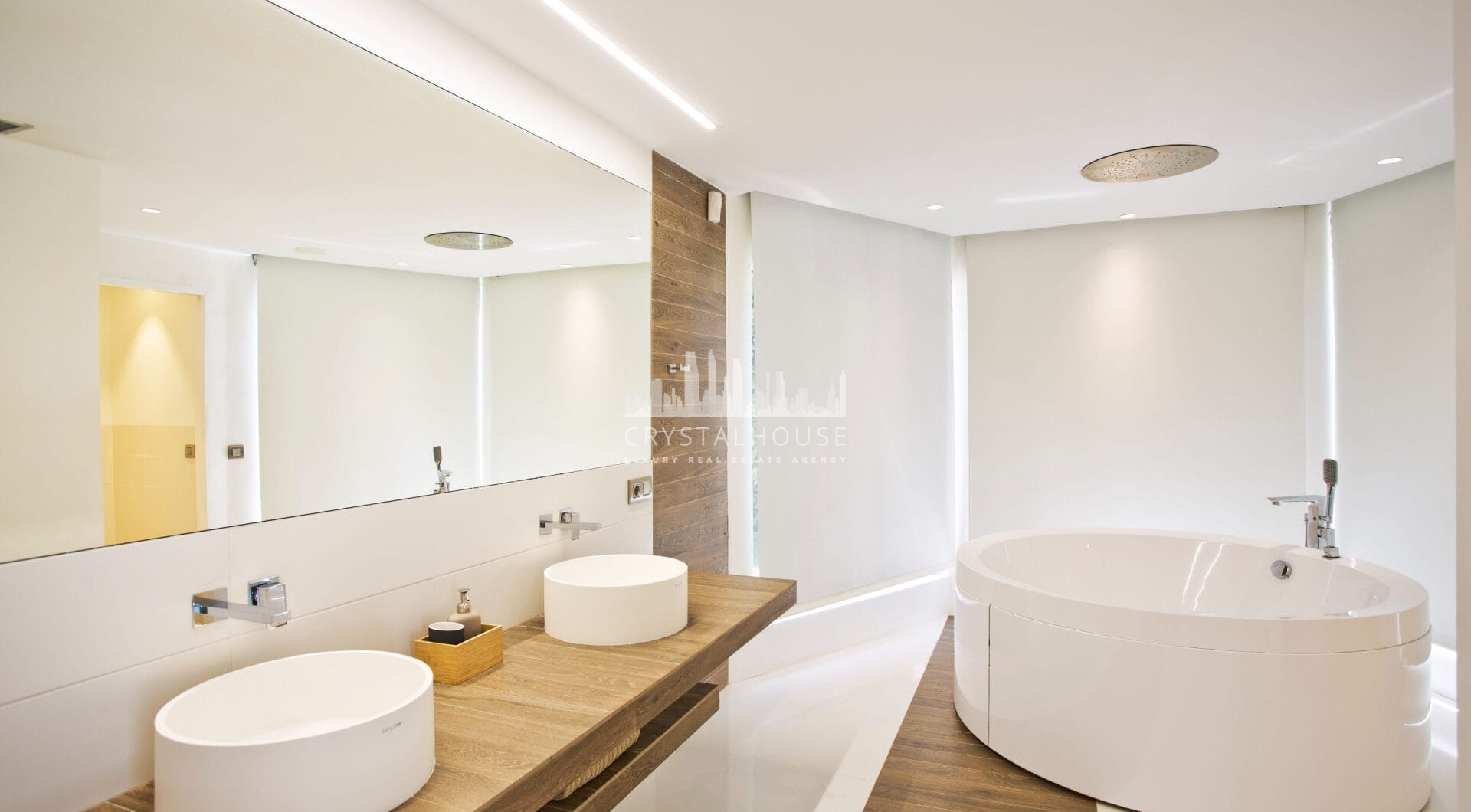 Nowoczesna, luksusowa willa z 7 sypialniami i panoramicznym widokiem na morze w Hacienda Las Chapas