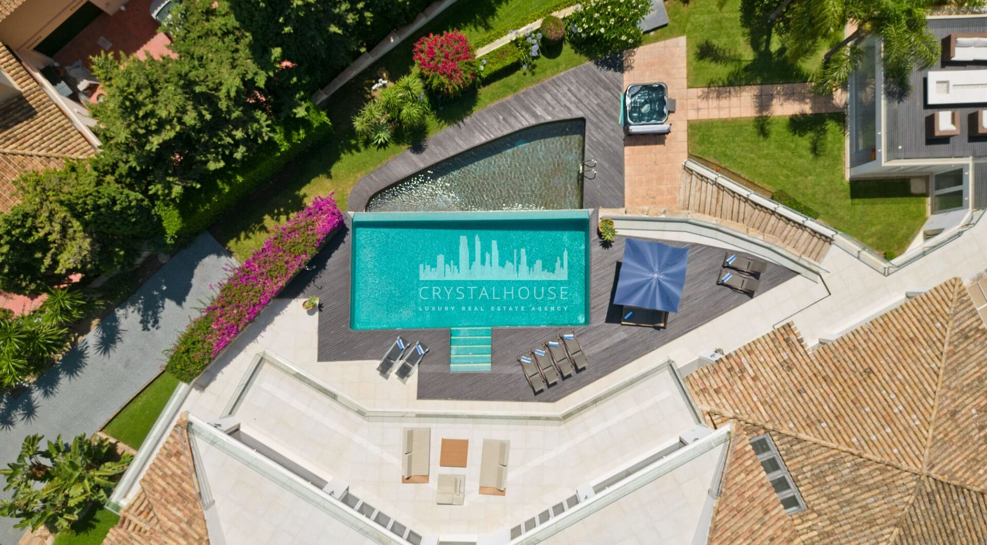 Nowoczesna, luksusowa willa z 7 sypialniami i panoramicznym widokiem na morze w Hacienda Las Chapas