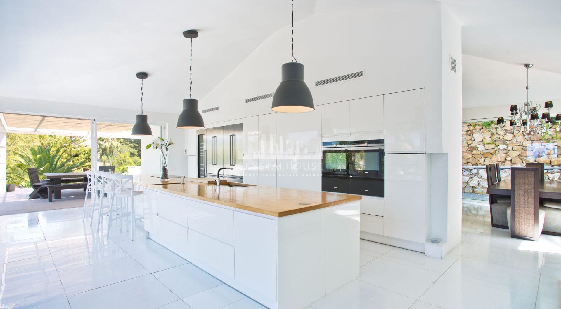 Nowoczesna, luksusowa willa z 7 sypialniami i panoramicznym widokiem na morze w Hacienda Las Chapas