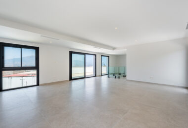 Nowoczesna willa z widokiem na góry w La Cala Golf, Mijas