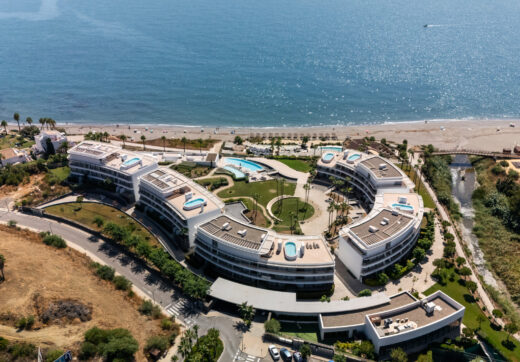 Luksusowy apartament Frontline Beach z panoramicznym widokiem na morze