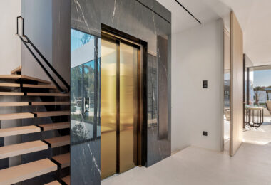 Ekskluzywna willa z 4 sypialniami i basenem na dachu