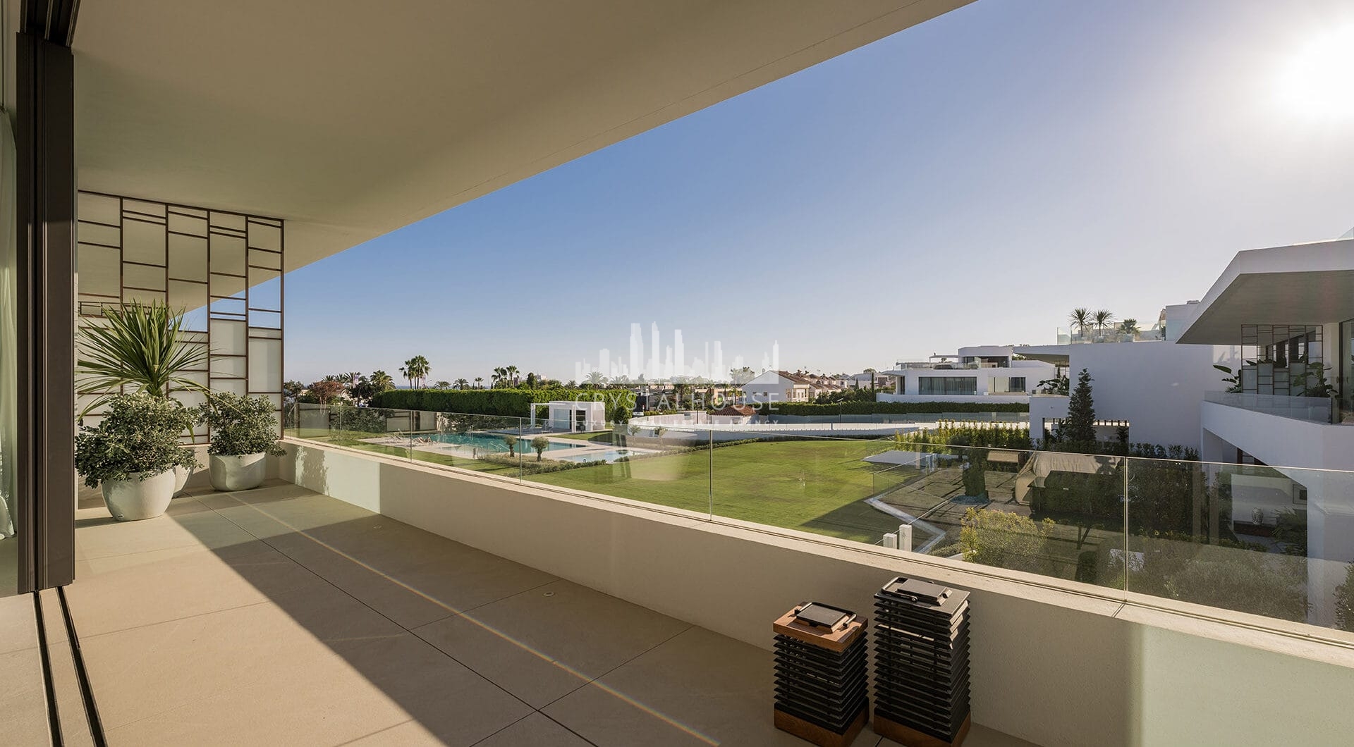 Ekskluzywna willa z 4 sypialniami i basenem na dachu